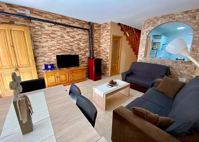 At Rural Navalinda Casas del Monte