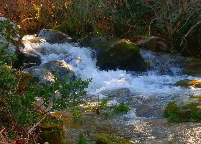 At Rural Navalinda * Casas del Monte